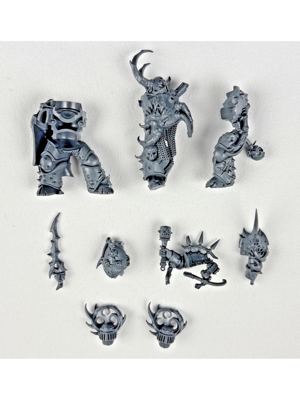 Warhammer Death Guard Plague Marine Dark Imperium Chaos OOP Parts Bits Read